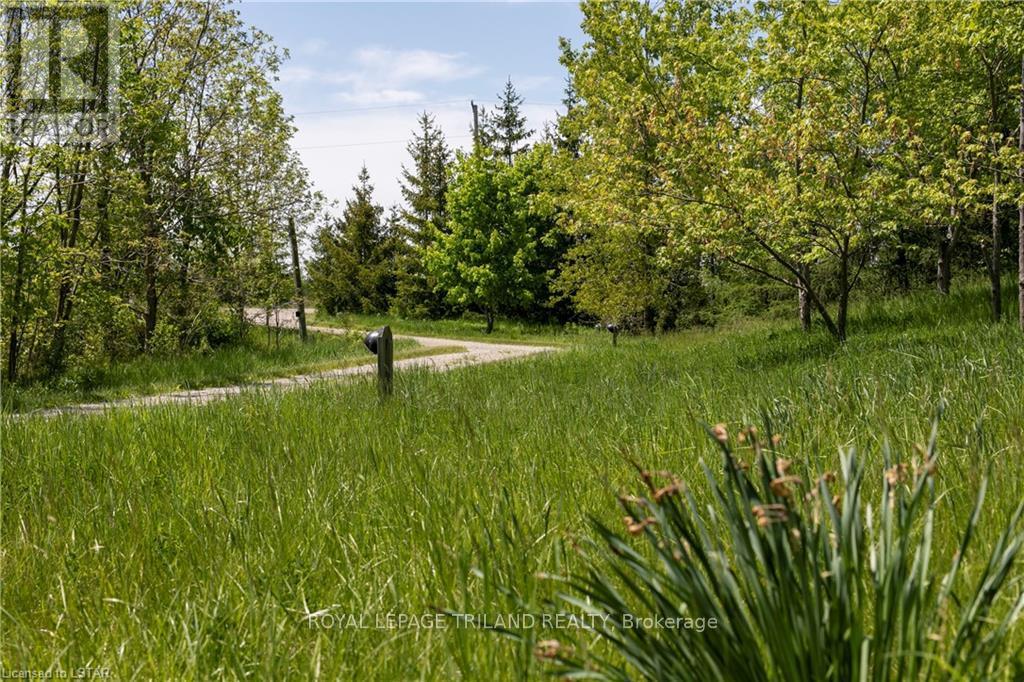 15668 Furnival Road, West Elgin, Ontario  N0L 2N0 - Photo 2 - X8259436