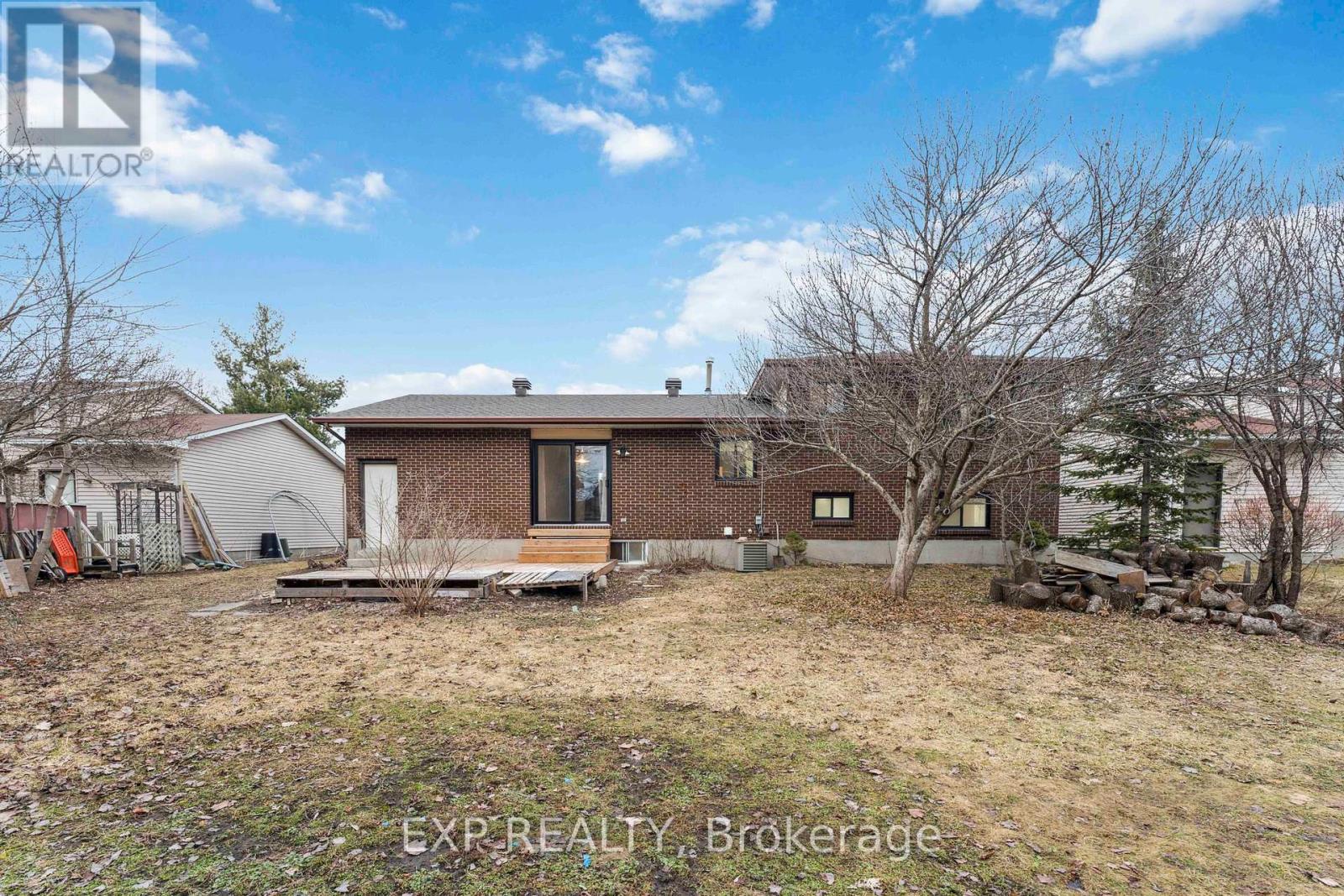 17 Hartin Street, Ottawa, Ontario  K2S 1B9 - Photo 24 - X12023385