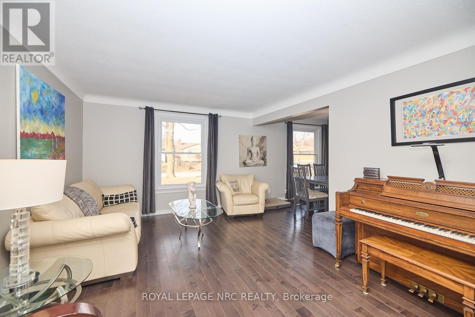 28 Ramsey Street, St. Catharines, Ontario  L2N 2K1 - Photo 6 - X12023269