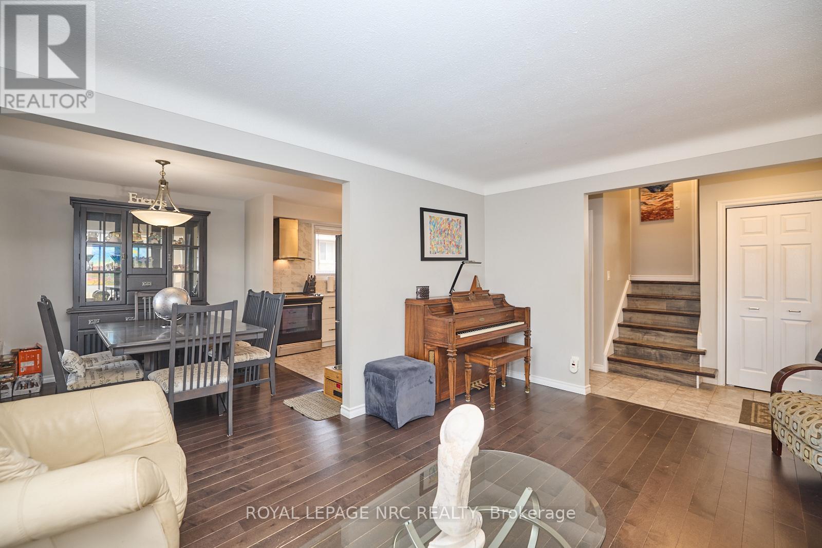 28 Ramsey Street, St. Catharines, Ontario  L2N 2K1 - Photo 8 - X12023269