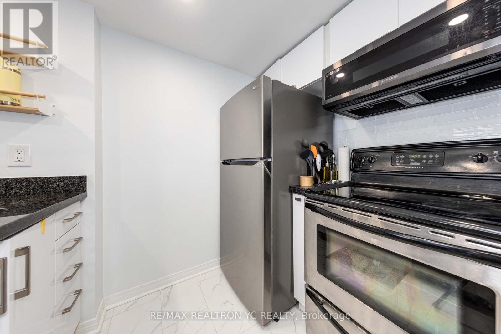 526 - 3 Everson Drive, Toronto (Willowdale East), Ontario  M2N 7C2 - Photo 10 - C12022952