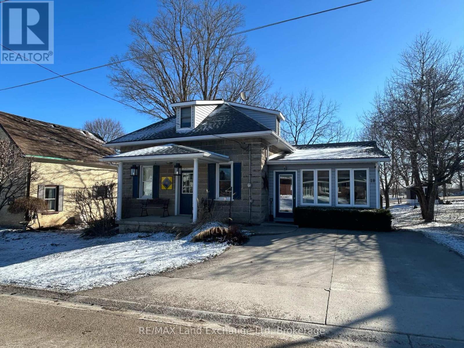 18 CLARINDA STREET S, South Bruce, Ontario
