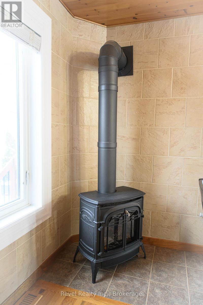 186 Richmond Street, Meaford, Ontario  N4L 1B3 - Photo 7 - X11900423