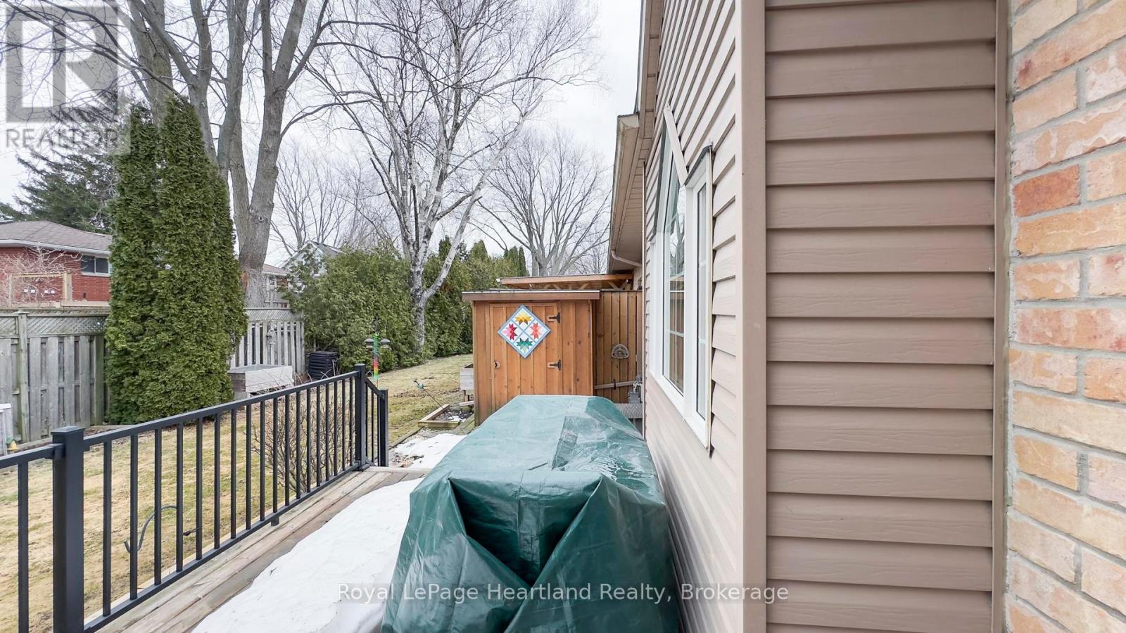 247 Martha Street, Goderich, Ontario  N7A 3B4 - Photo 17 - X12023305