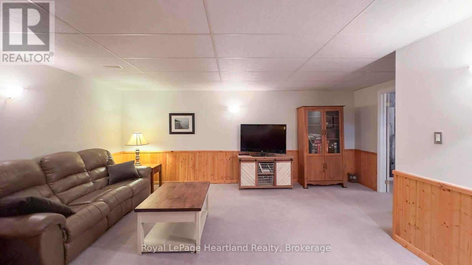 247 Martha Street, Goderich, Ontario  N7A 3B4 - Photo 35 - X12023305