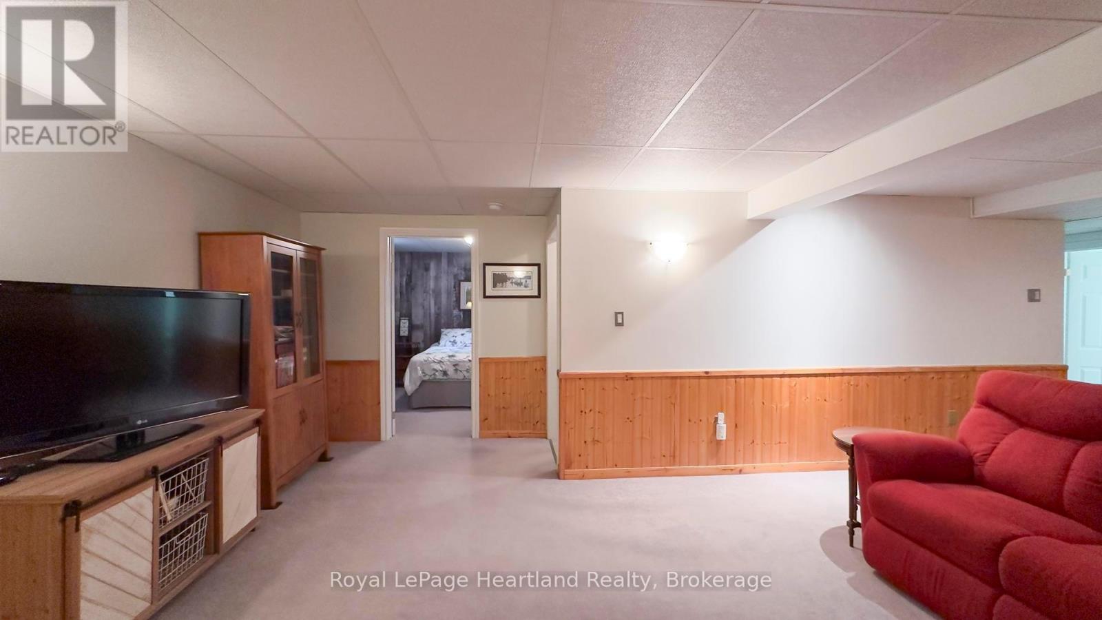 247 Martha Street, Goderich, Ontario  N7A 3B4 - Photo 41 - X12023305