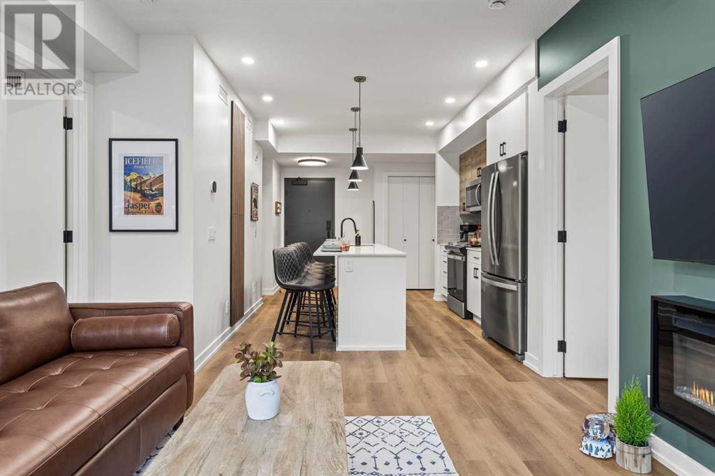 Property at 101, 1717 Mountain Avenue image 4