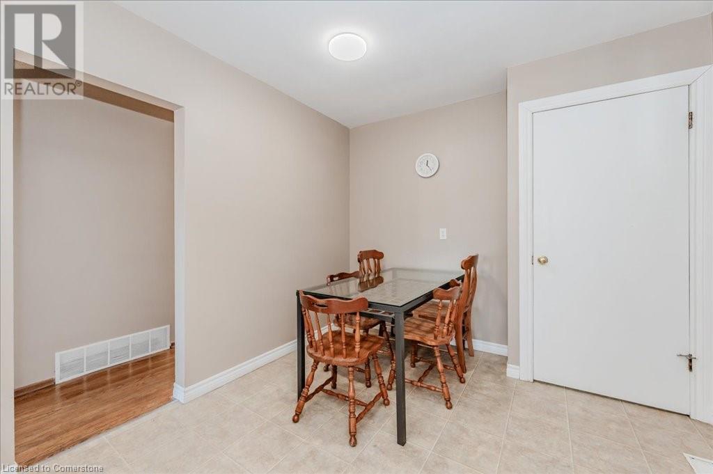 117 Marshall Street, Waterloo, Ontario  N2J 2T6 - Photo 10 - 40706518