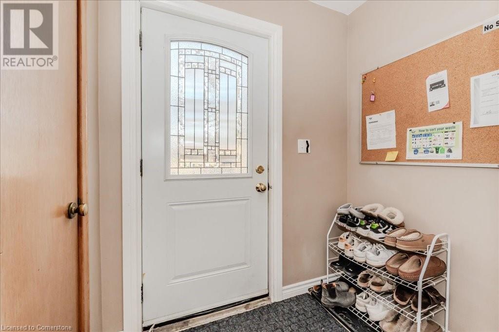 117 Marshall Street, Waterloo, Ontario  N2J 2T6 - Photo 6 - 40706518