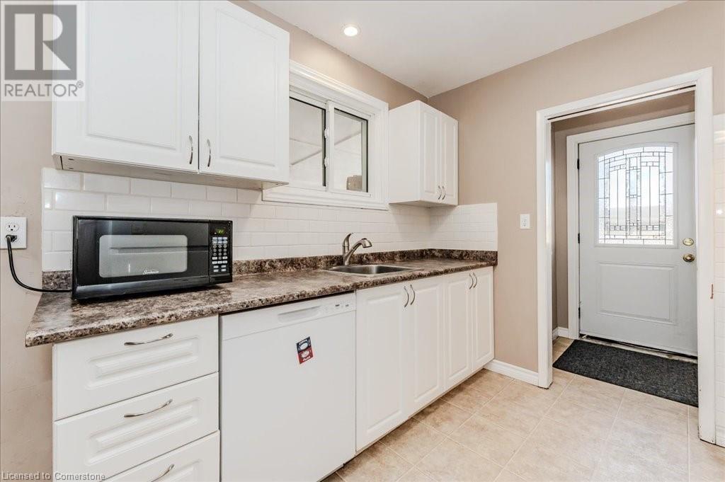117 Marshall Street, Waterloo, Ontario  N2J 2T6 - Photo 8 - 40706518