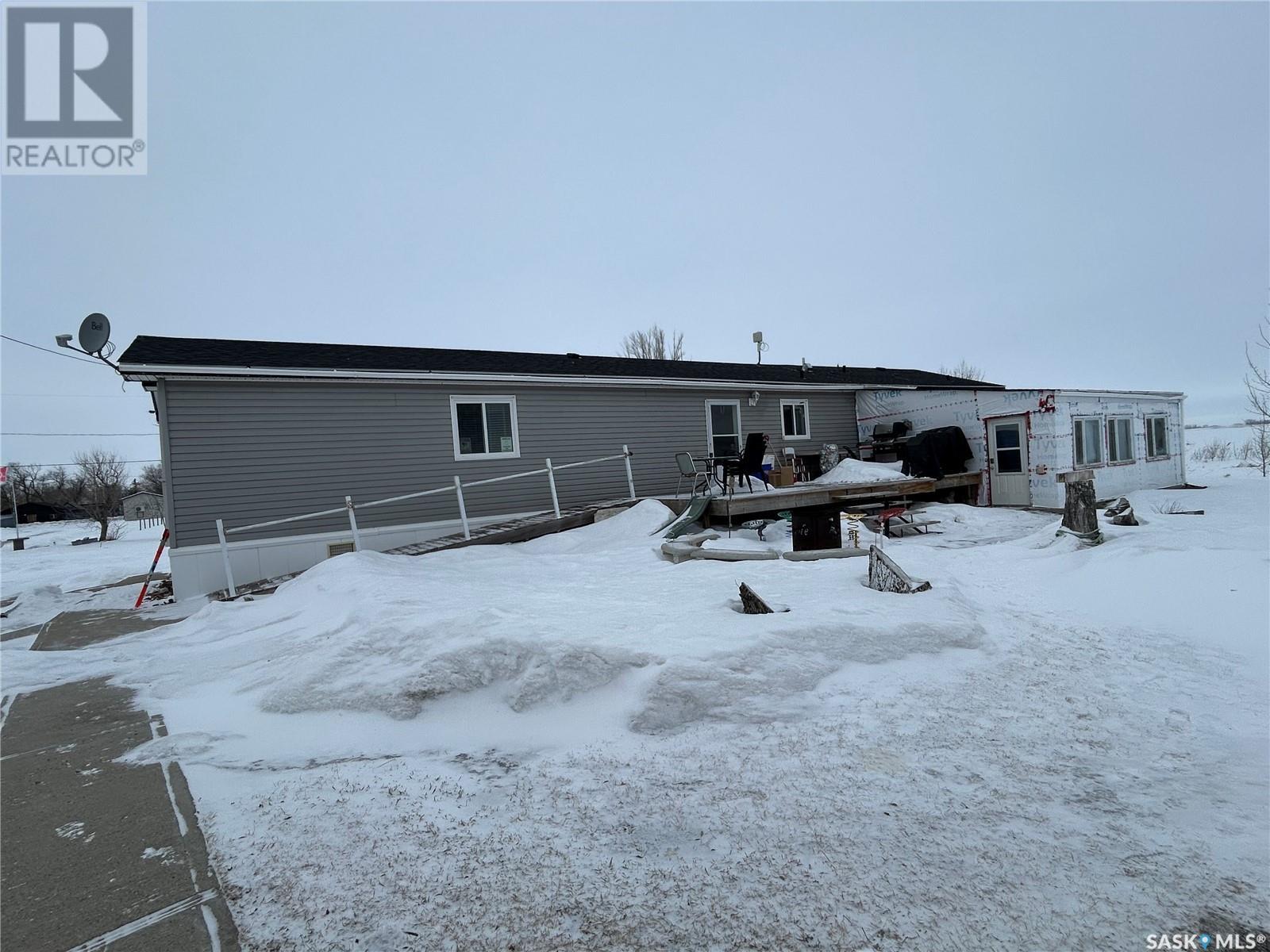131 3rd Avenue E, Fenwood, Saskatchewan  S0A 0Y0 - Photo 1 - SK999035