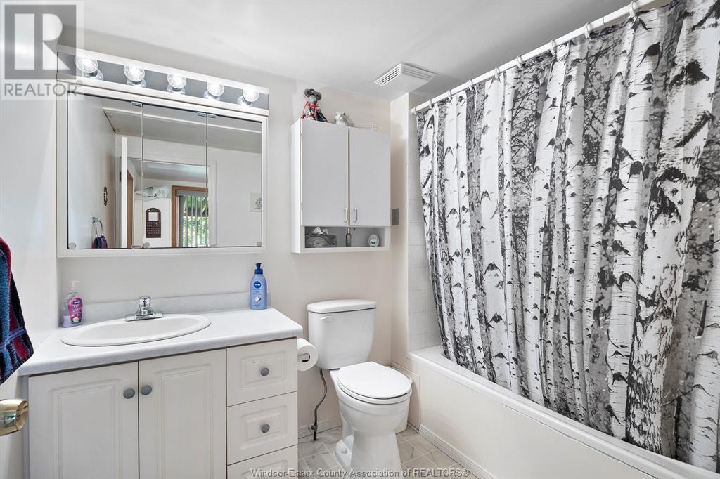Property at 1188 GLIDDEN image 4