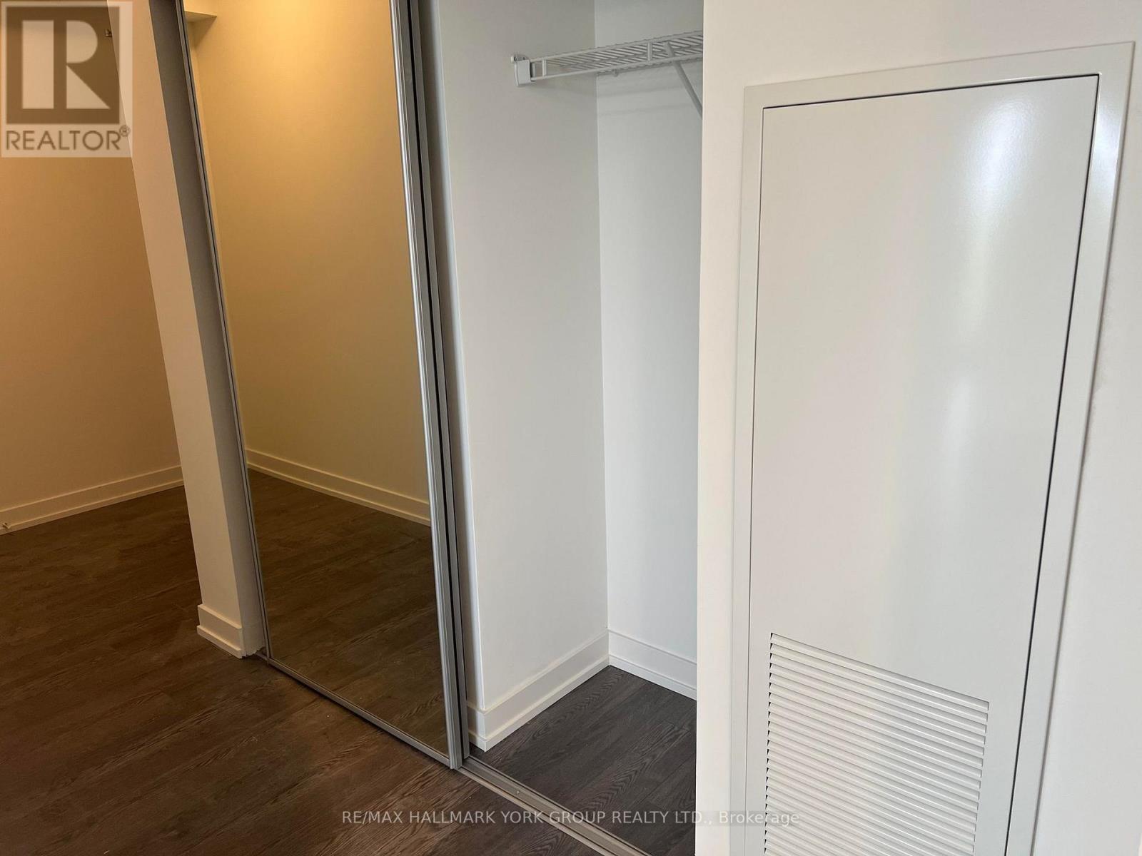 Property at 1523 - 20 O'NEILL ROAD image 4