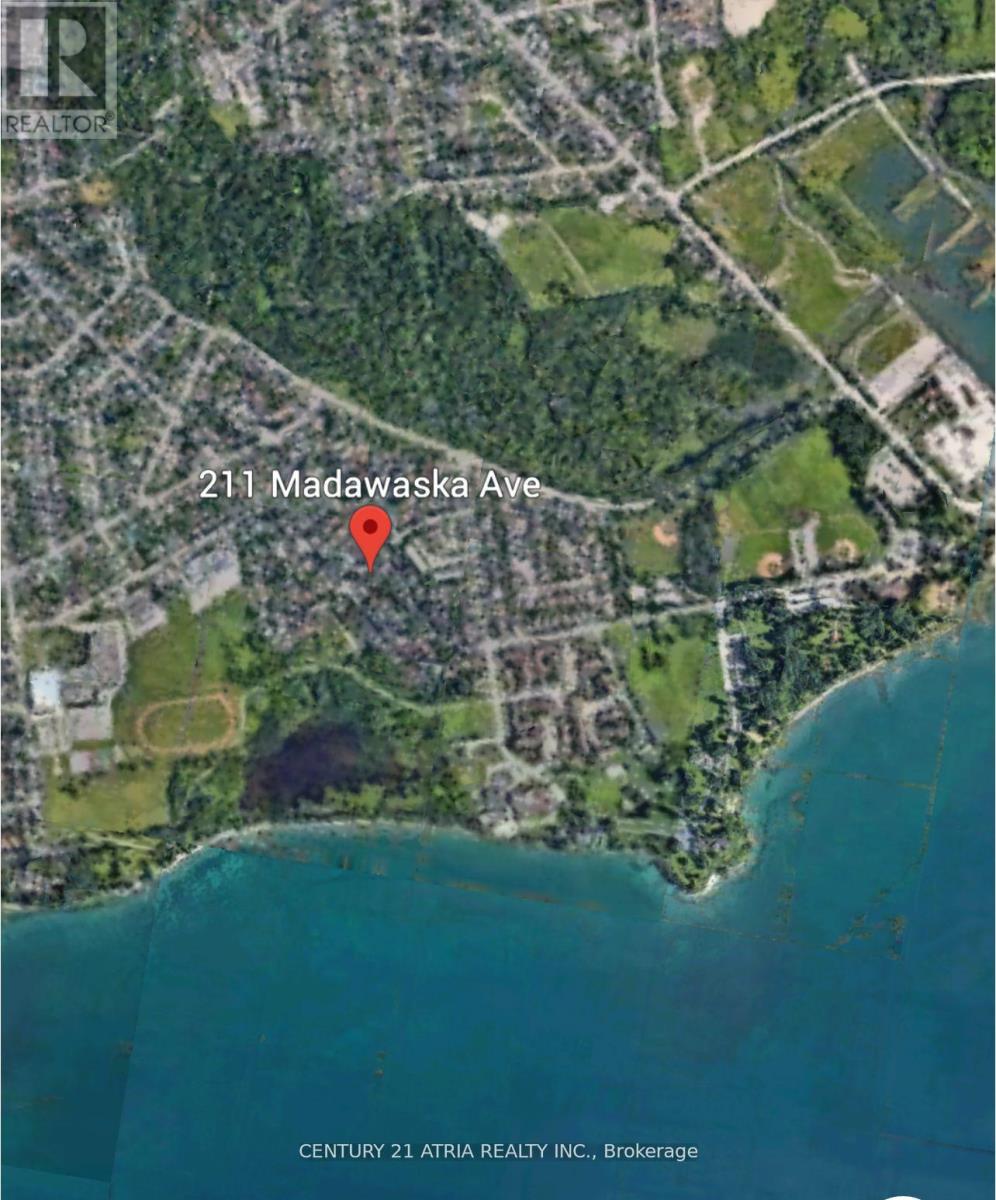 Property at 211 MADAWASKA AVENUE image 2