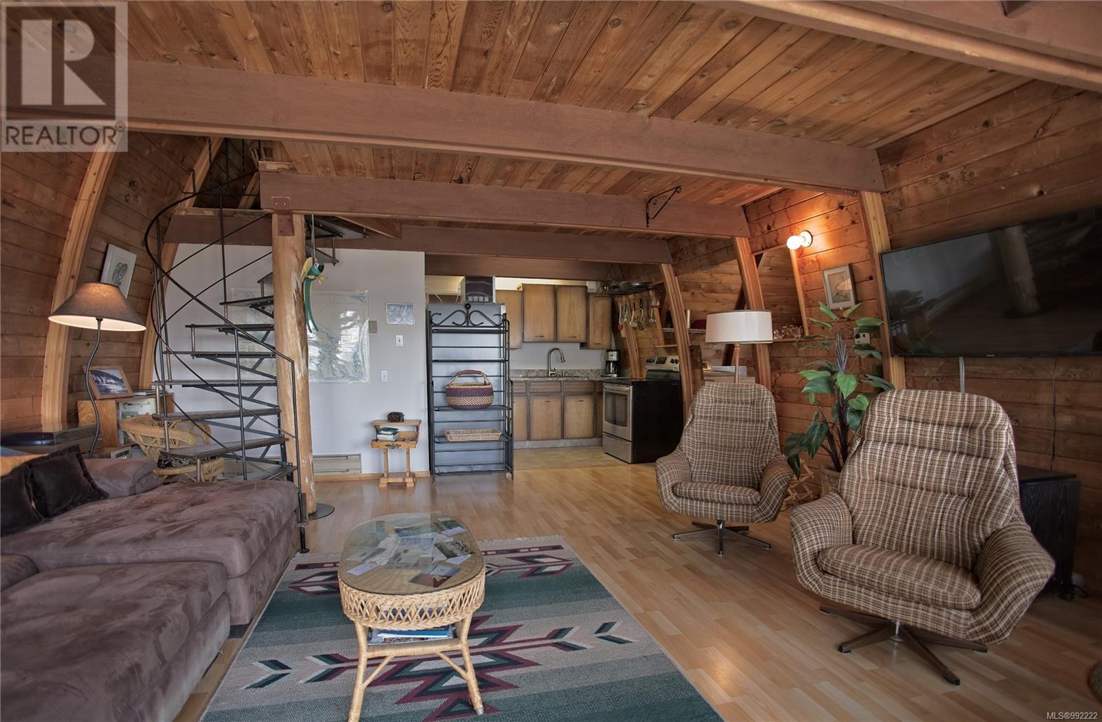 Property at 155 Mountain Park Dr image 4