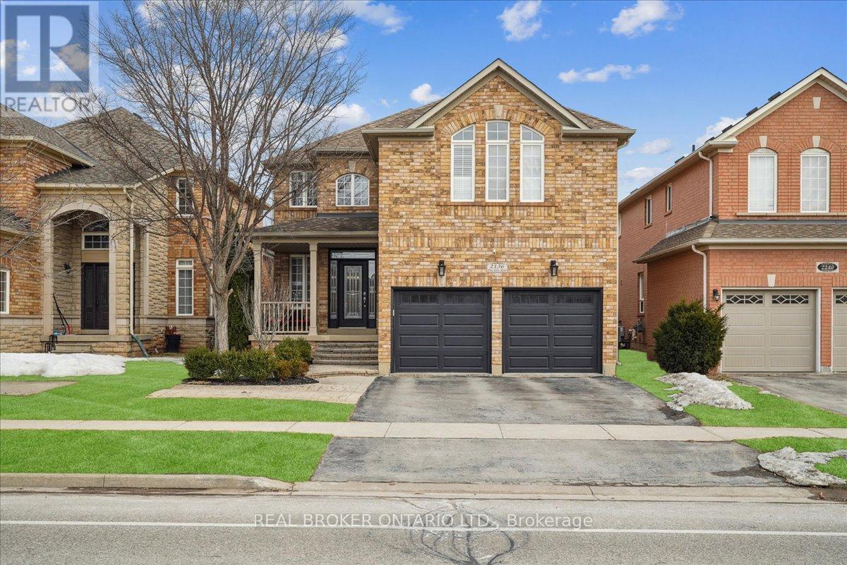 2136 PINE GLEN ROAD, Oakville, Ontario