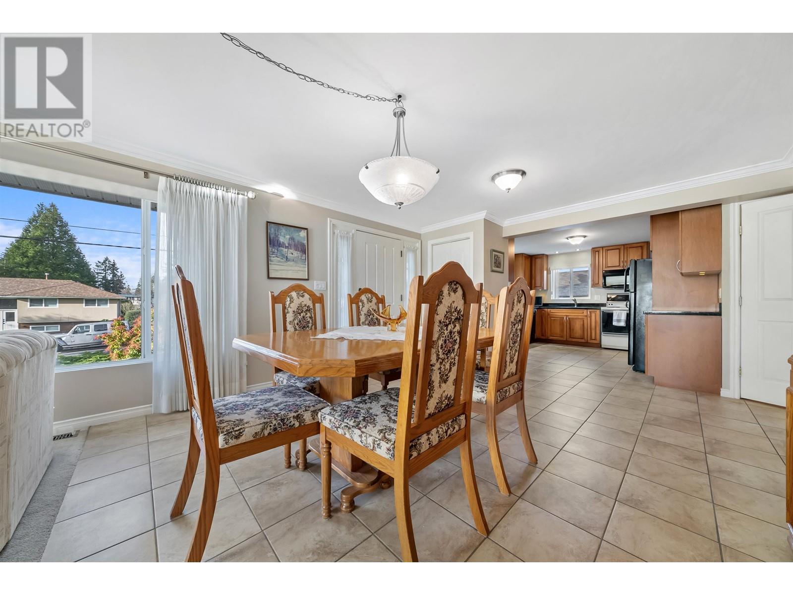 551 Poirier Street, Coquitlam, British Columbia  V3J 6A6 - Photo 13 - R2959103