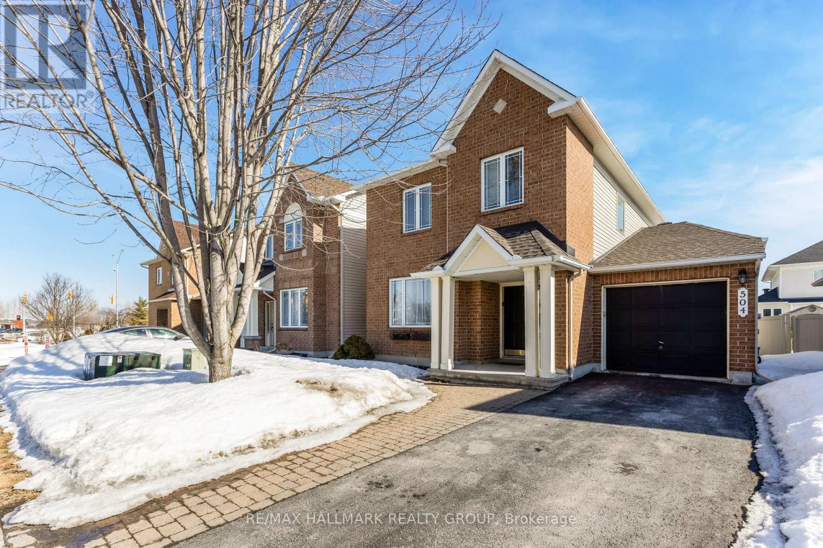 504 LAKERIDGE DRIVE Ottawa