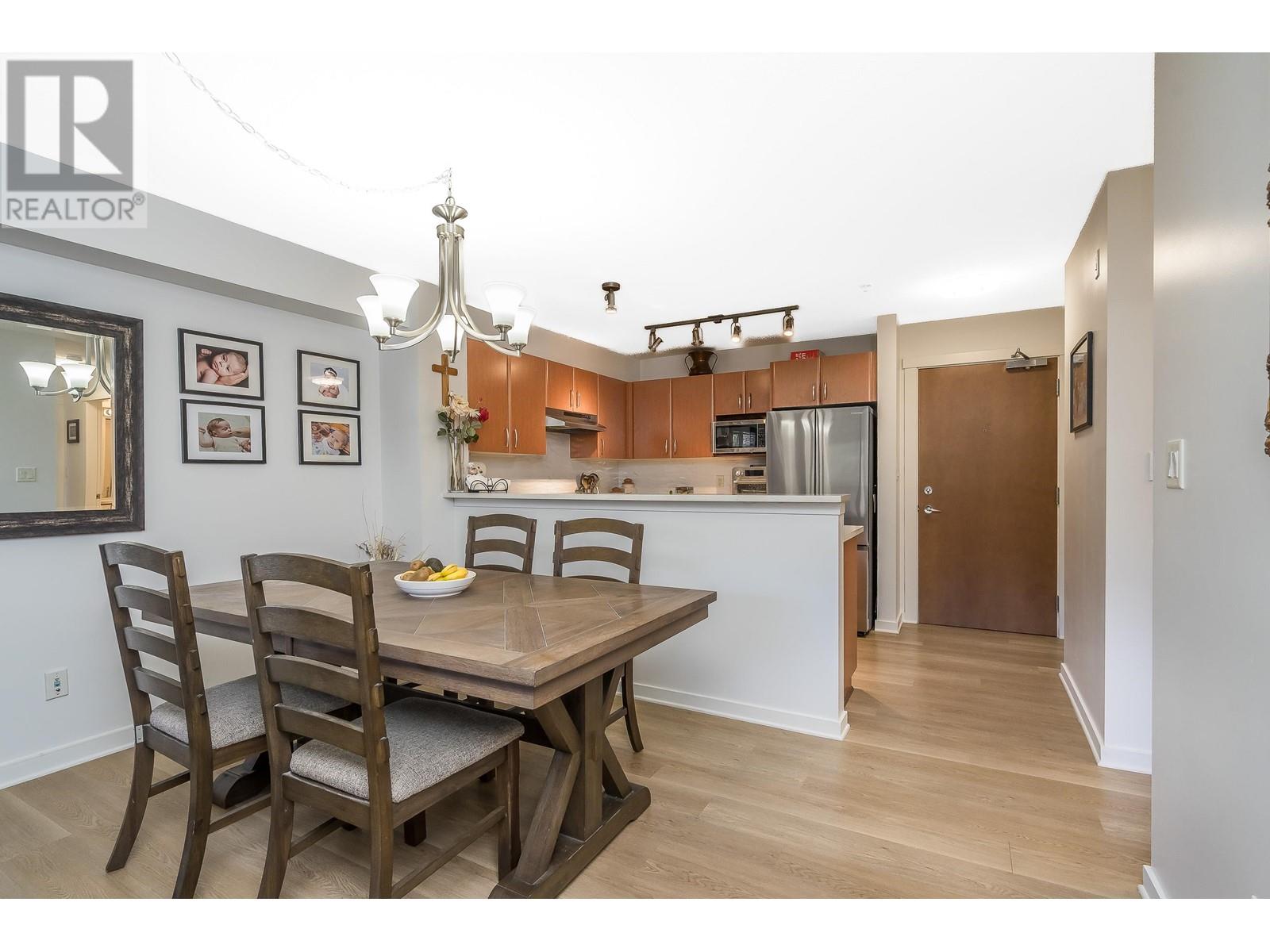 301 4723 Dawson Street, Burnaby, British Columbia  V5C 0A7 - Photo 6 - R2975326
