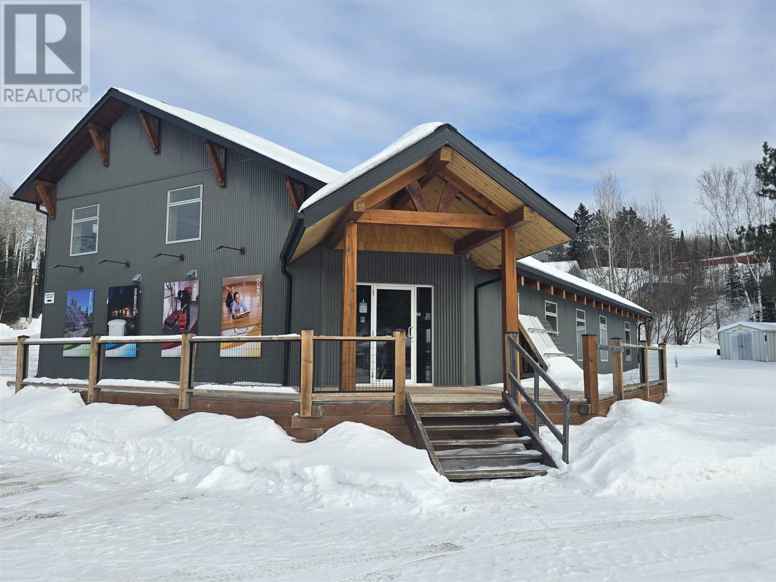 1870 HWY 17 E, Kenora, Ontario