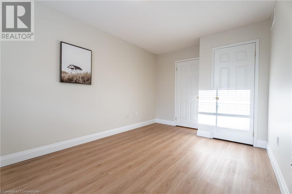 1292 Inglehart Drive, Burlington, Ontario  L7M 4Z4 - Photo 23 - 40696470