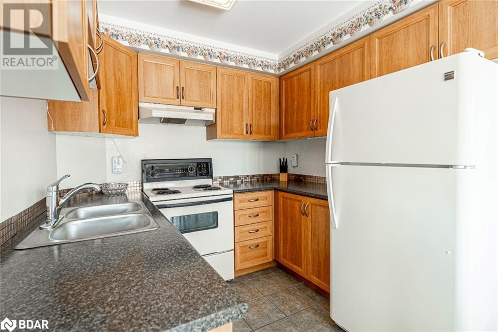 43 Brucker Road, Barrie, Ontario  L4N 8J3 - Photo 6 - 40706713