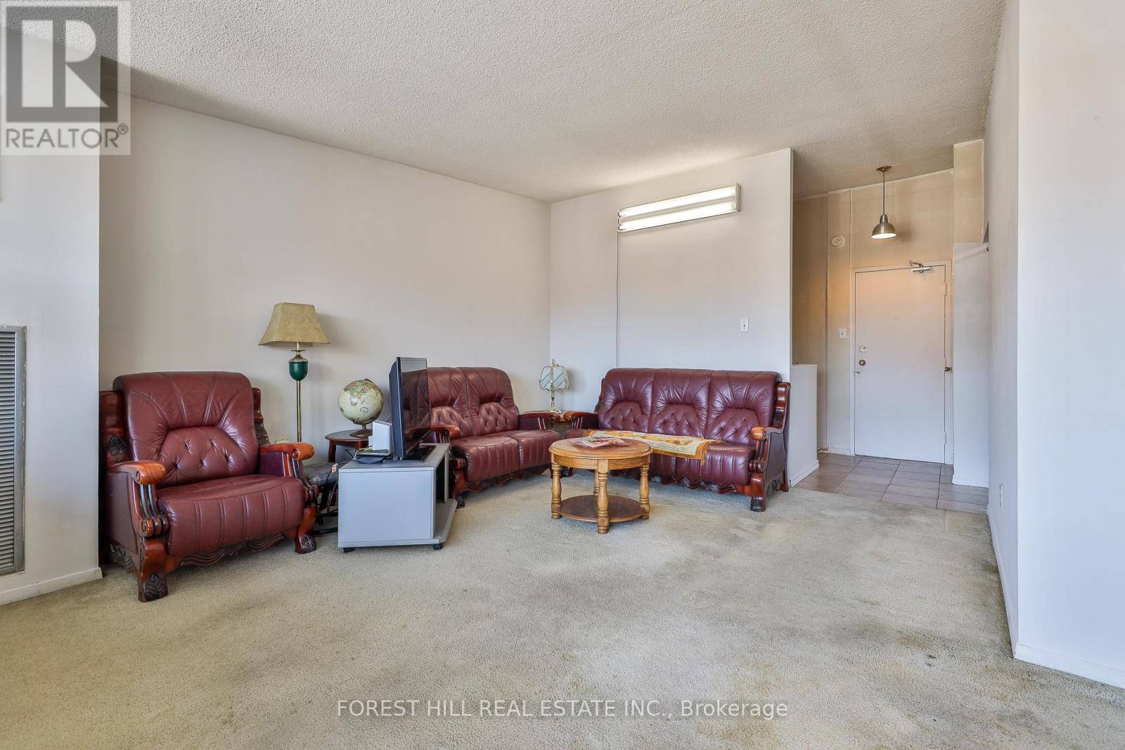 Property at 505 - 4060 LAWRENCE AVENUE E image 2