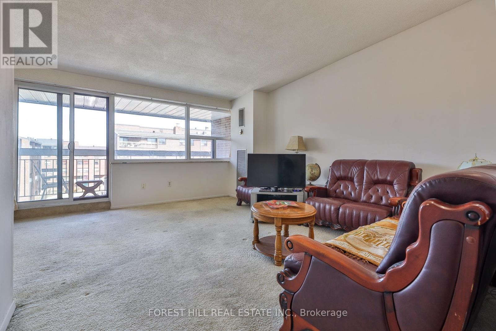Property at 505 - 4060 LAWRENCE AVENUE E image 3