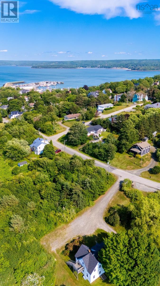 58 Carleton Street, Digby, Nova Scotia  B0V 1A0 - Photo 4 - 202504500