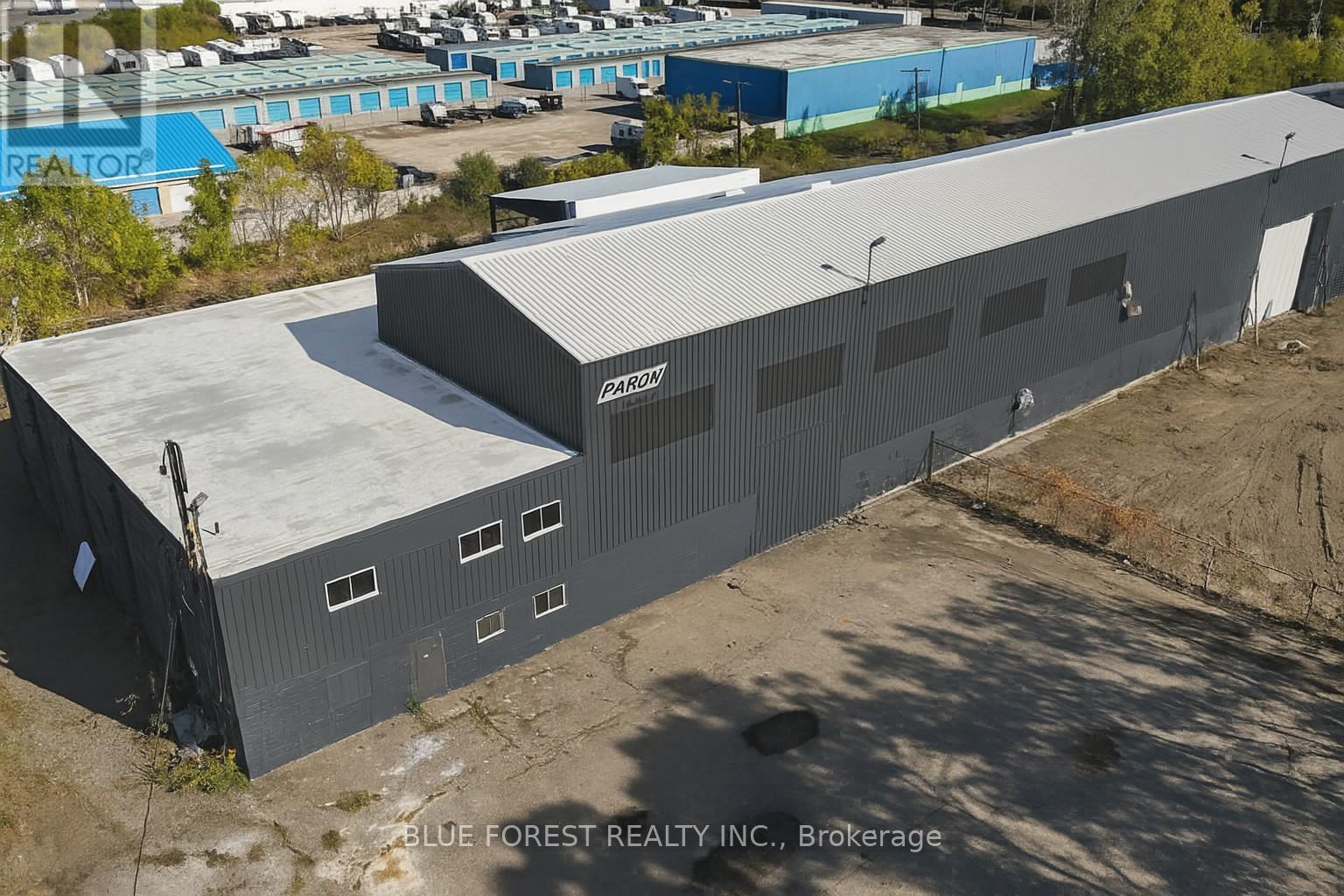 1694 Evangeline Street, London, Ontario  N5W 3G7 - Photo 2 - X12023571