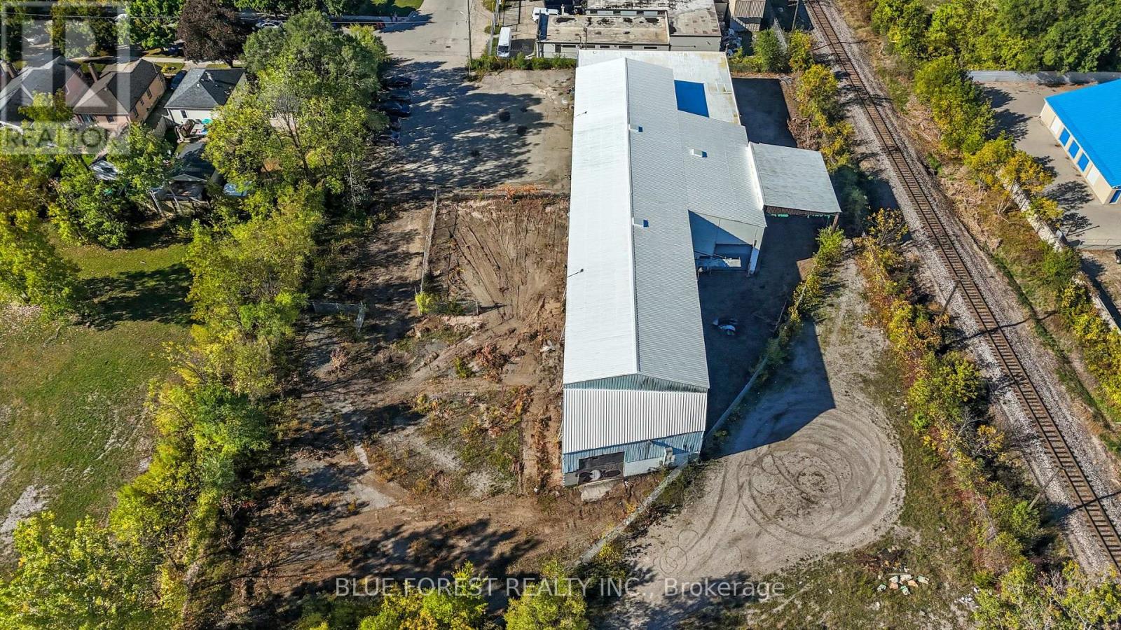 1694 Evangeline Street, London, Ontario  N5W 3G7 - Photo 6 - X12023571