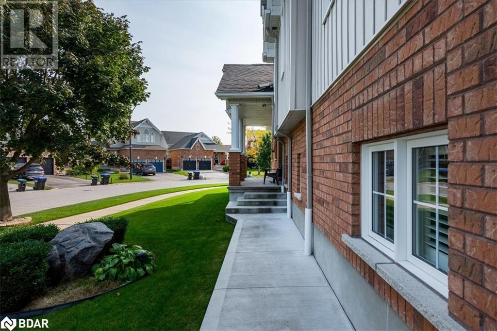 1080 Muriel Street, Innisfil, Ontario  L9S 4W7 - Photo 2 - 40690653