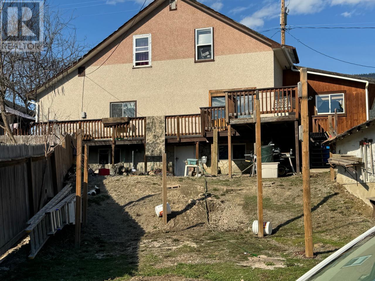 1005 RAILWAY Boulevard, Creston, British Columbia