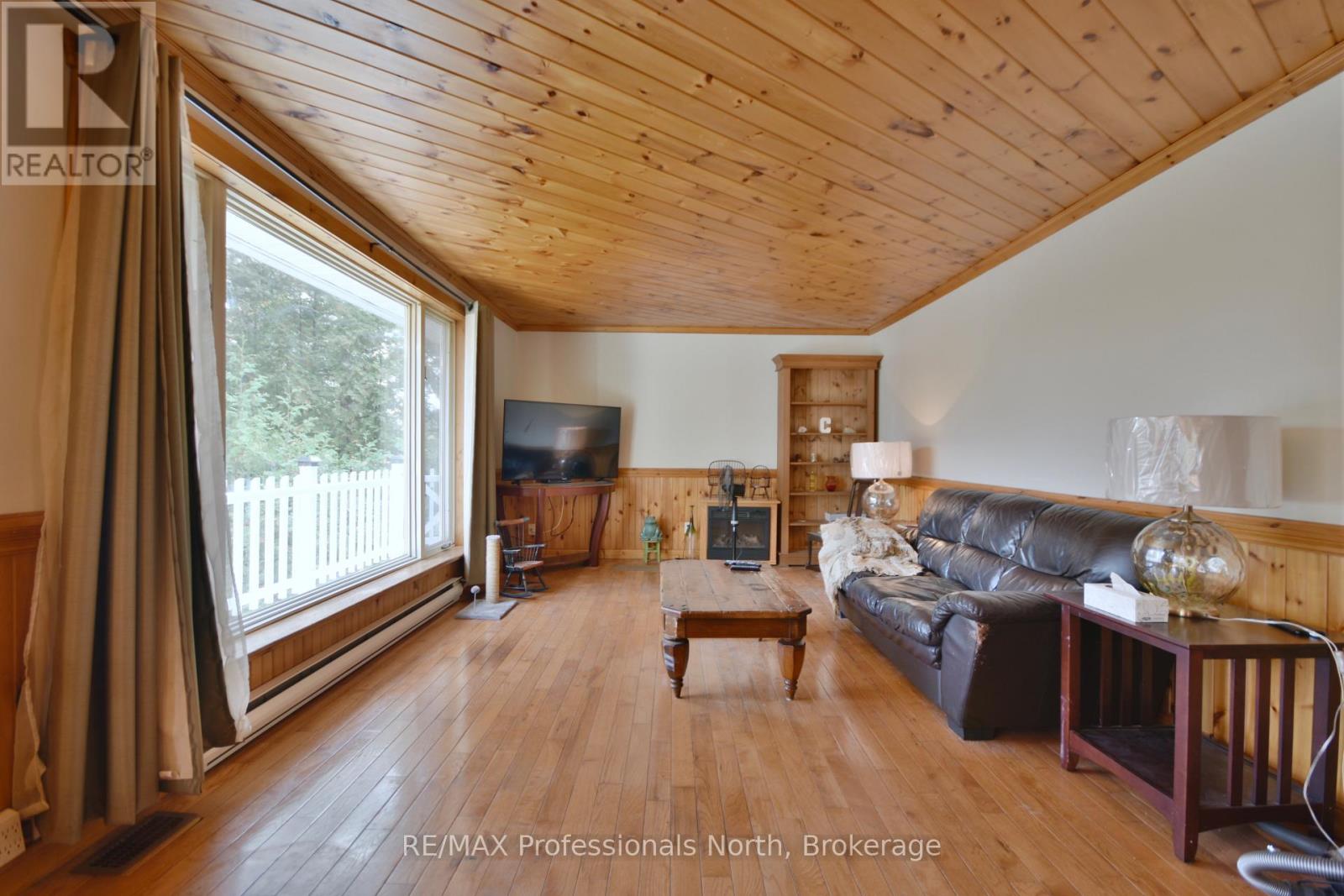 20 Coulter Lane, Bracebridge, Ontario  P1P 1R1 - Photo 23 - X12023626