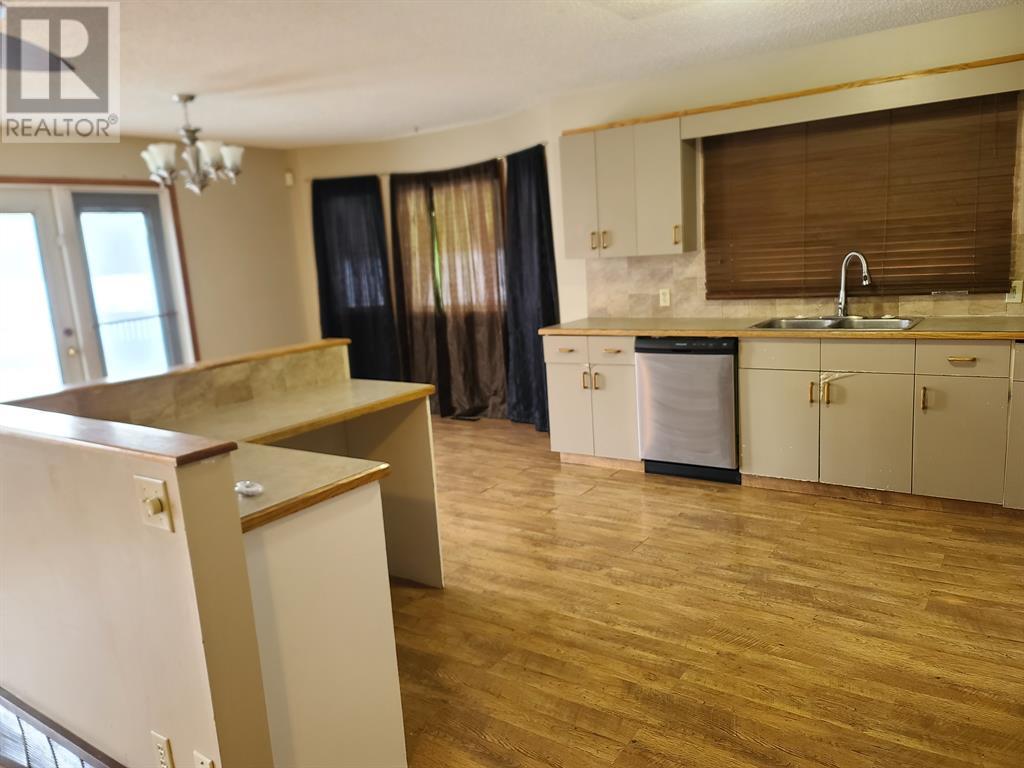 Property at 11129 92 Street image 5