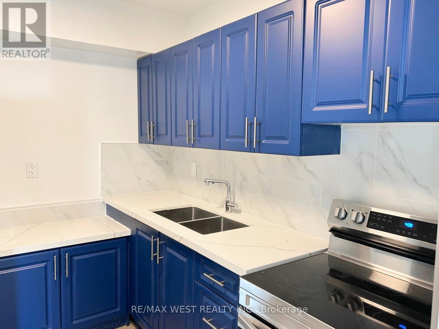 Property at 1108 - 330 DIXON ROAD image 2