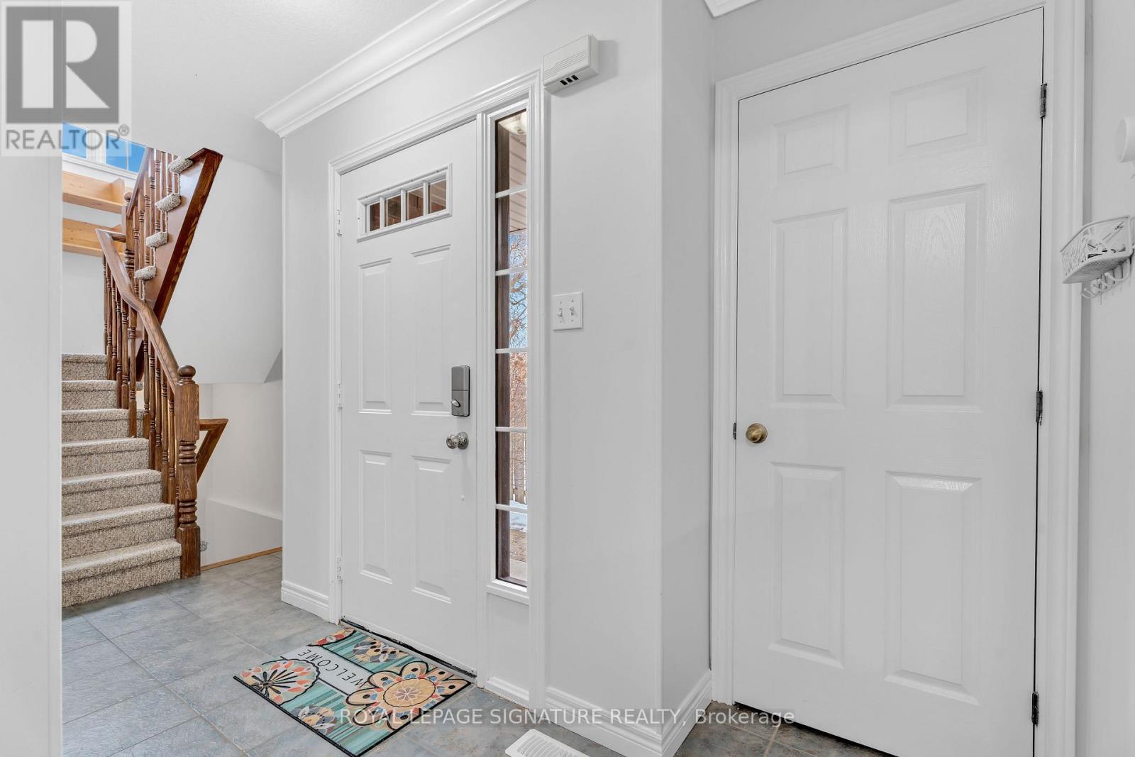 38 Elderberry Avenue, Grimsby, Ontario  L3M 5R5 - Photo 6 - X12004943