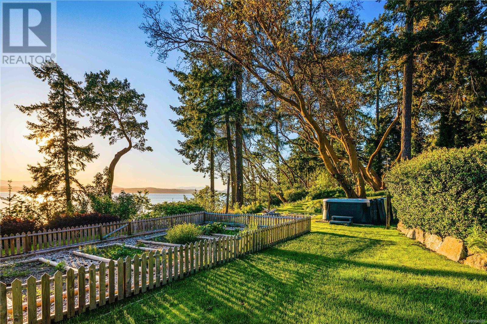 9310 Ardmore Dr, North Saanich, British Columbia  V8L 5G4 - Photo 7 - 984688