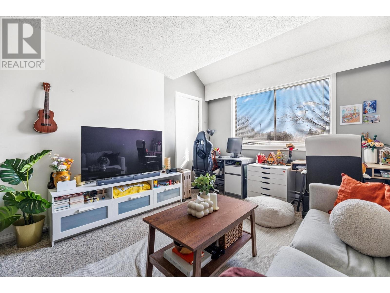 212 8120 Colonial Drive, Richmond, British Columbia  V7C 4V2 - Photo 5 - R2975812