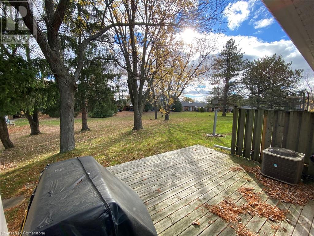 25 Szollosy Circle, Hamilton, Ontario  L9B 1T8 - Photo 18 - 40701730