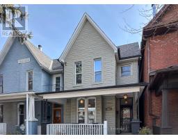 393 QUEBEC AVENUE, Toronto, Ontario