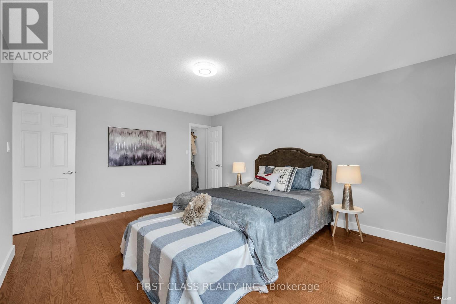 5893 Leeside Crescent, Mississauga, Ontario  L5M 5L6 - Photo 33 - W12023541