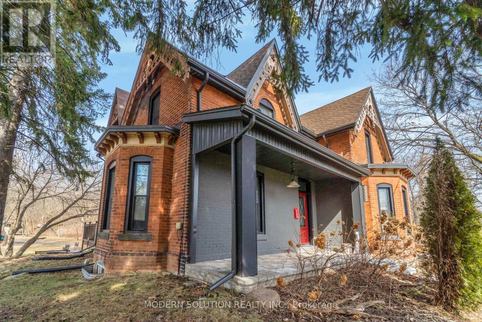 3015 Dundas Street, Burlington, Ontario  L7M 0W3 - Photo 1 - W12023620
