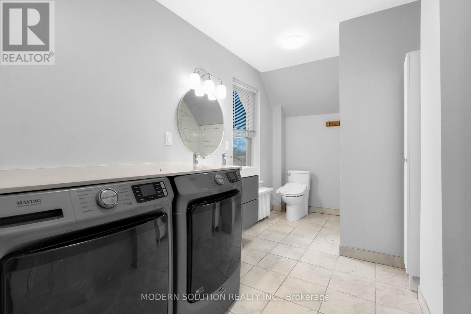 3015 Dundas Street, Burlington, Ontario  L7M 0W3 - Photo 24 - W12023620