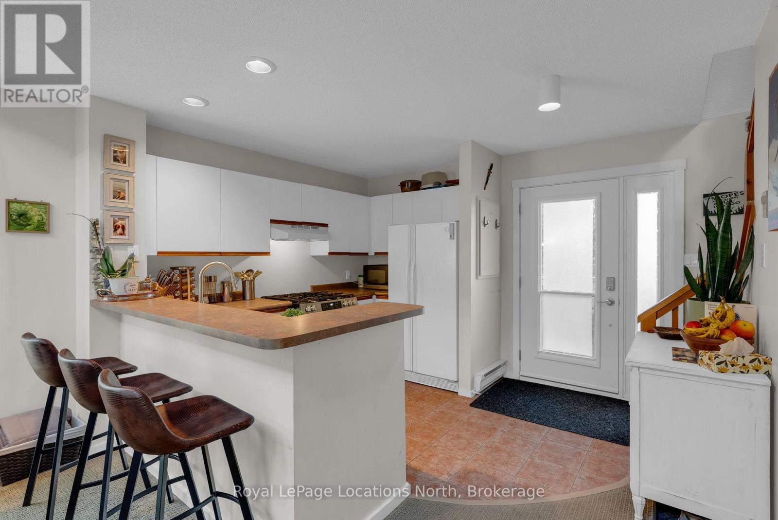 180 - 49 Trott Boulevard, Collingwood, Ontario  L9Y 5B8 - Photo 6 - S11941919