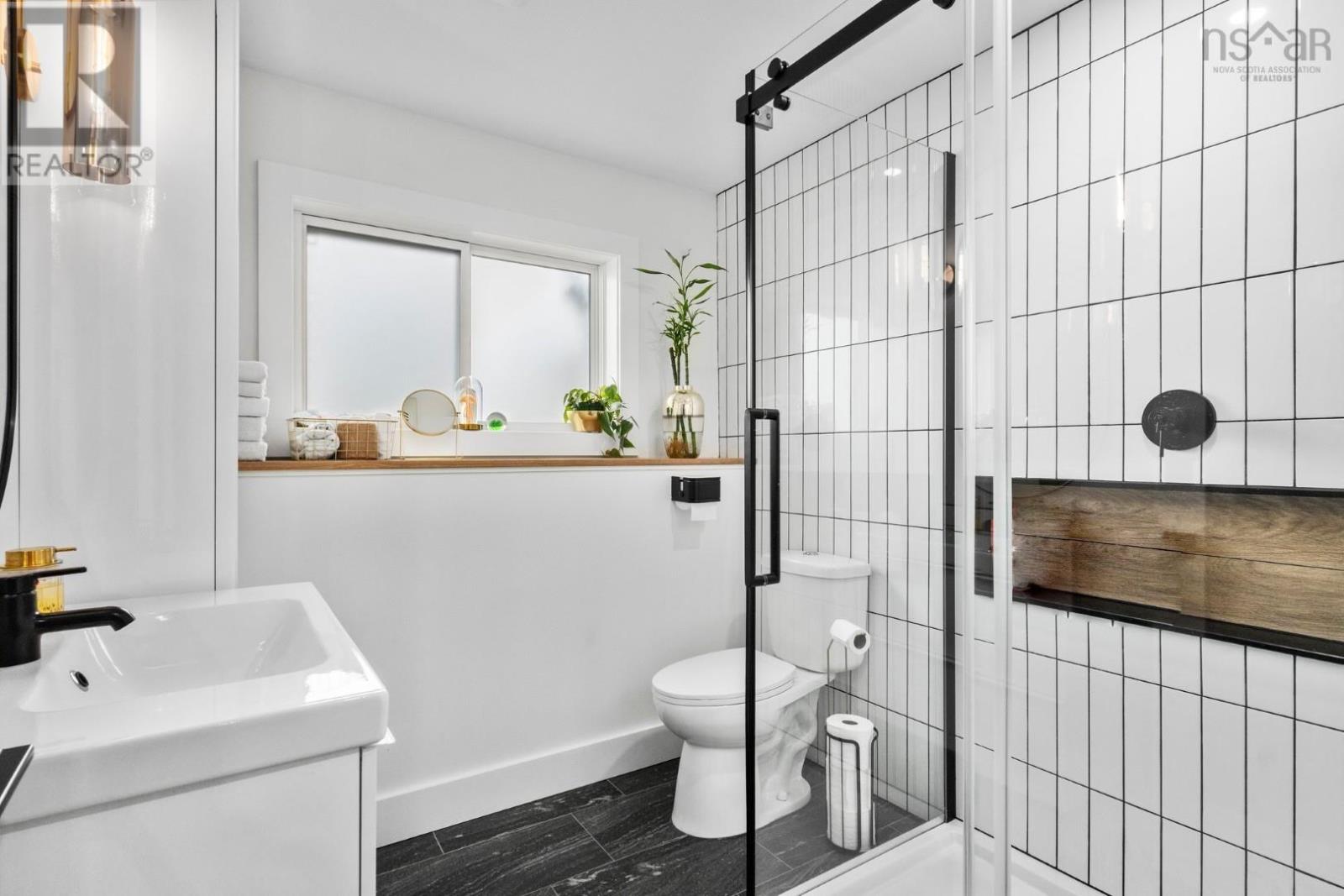 88 Collins Grove, Dartmouth, Nova Scotia  B2W 4E6 - Photo 25 - 202505042