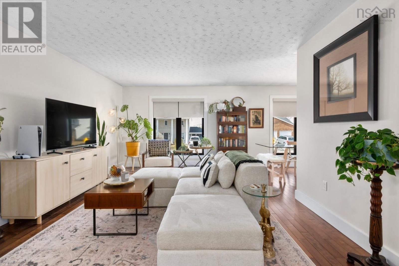 88 Collins Grove, Dartmouth, Nova Scotia  B2W 4E6 - Photo 4 - 202505042