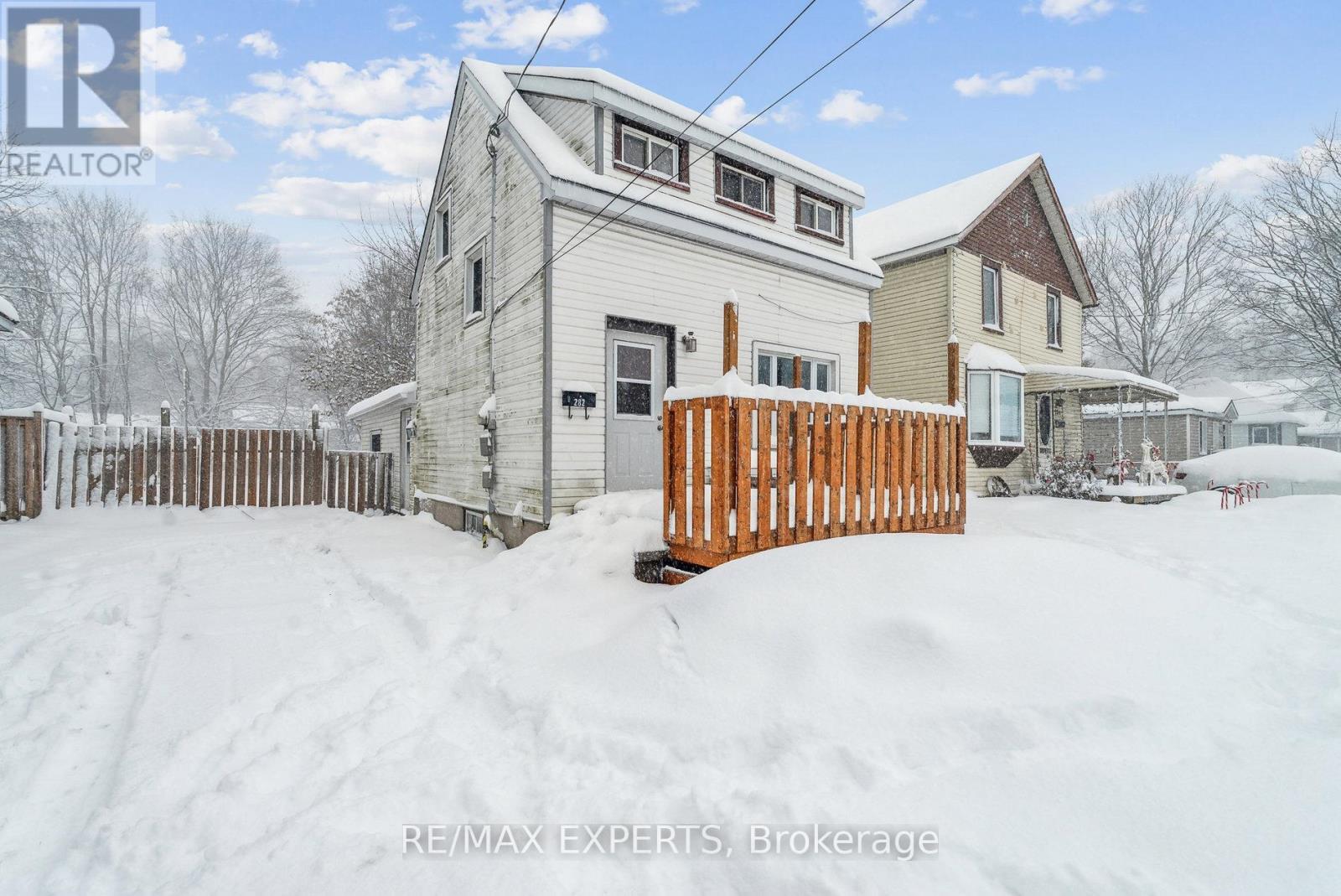 Property at 282 GILL STREET image 2