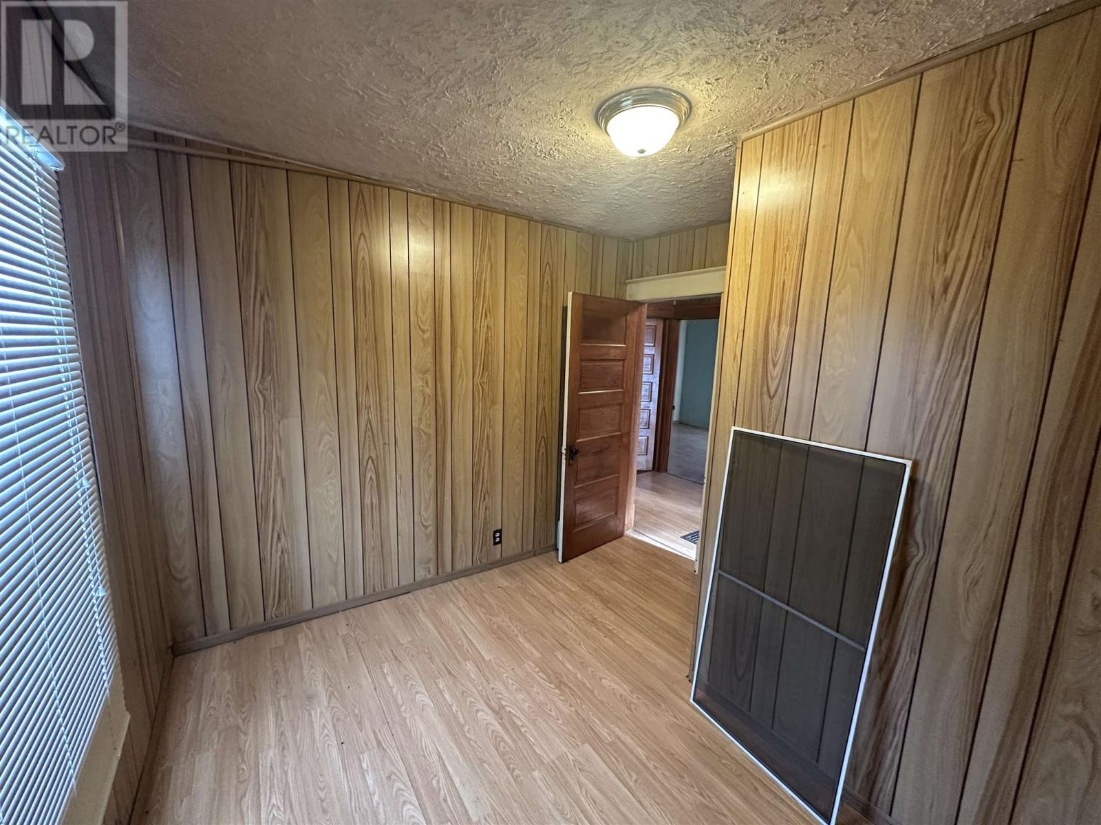 254 John St, Sault Ste. Marie, Ontario  P6A 1P5 - Photo 11 - SM243143
