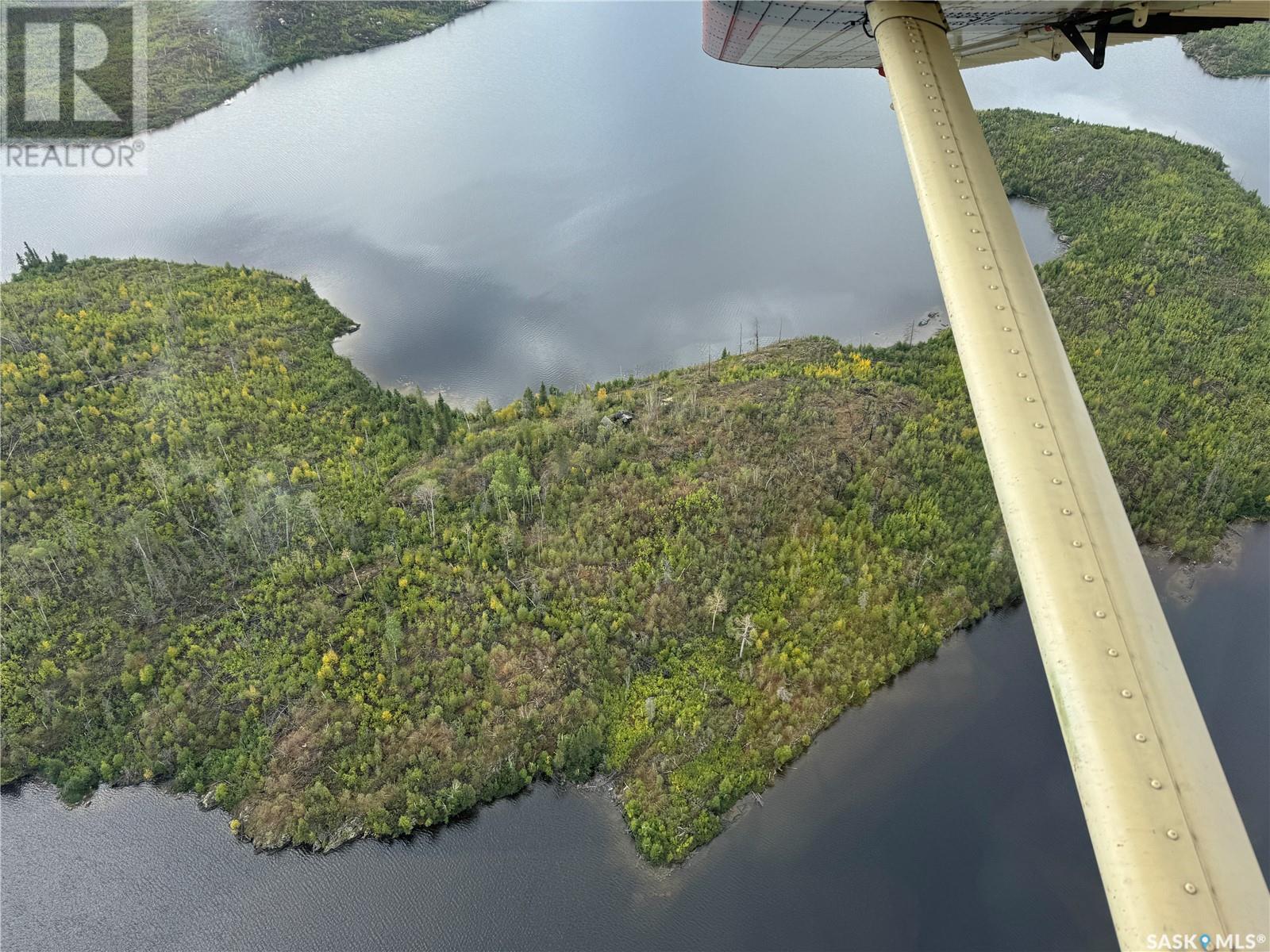 Remote Cabin On Esmay Lake, Northern Admin District, Saskatchewan  S0J 1L0 - Photo 25 - SK984486